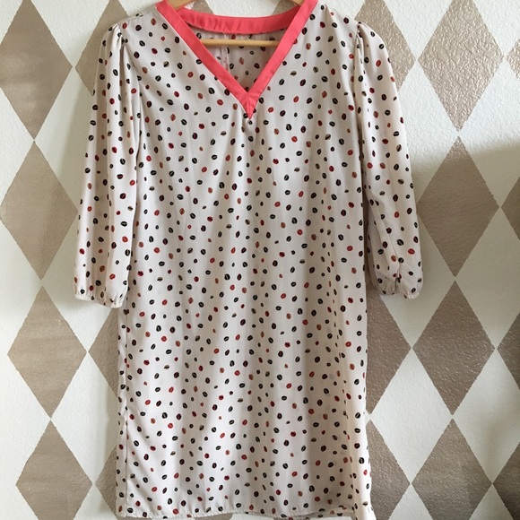 Shift dress - Picture 1 of 4